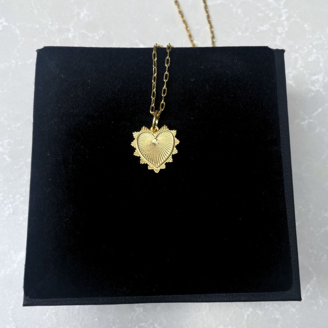 Vintage Heart Pendant Necklace