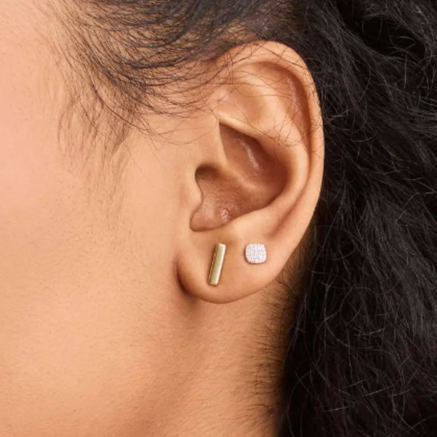 Minimal Metal Bar Studs - Gold