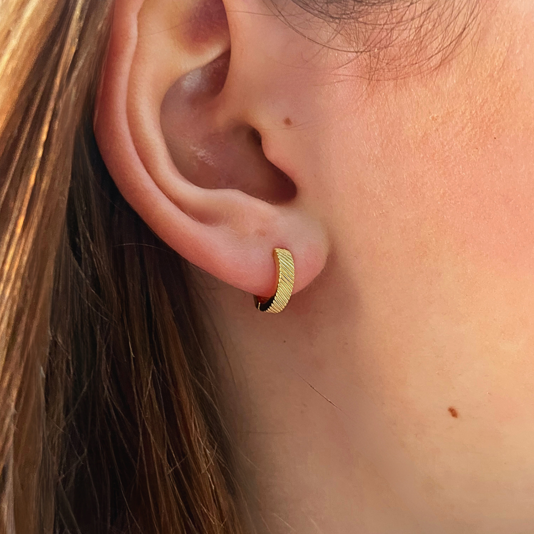 Textured Micro Hoops in Gold