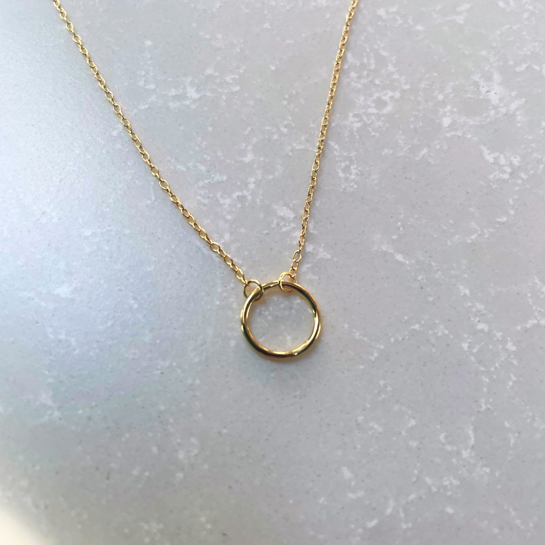 Simple Clavicle Circle Necklace - Gold